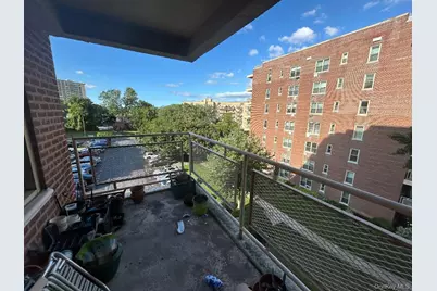 23-35 Bell Boulevard #3H, Bayside, NY 11360 - Photo 30