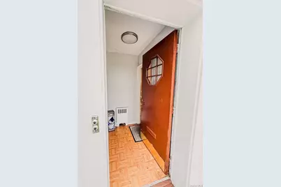 233-14 131st Avenue #Lower, Rosedale, NY 11422 - Photo 8