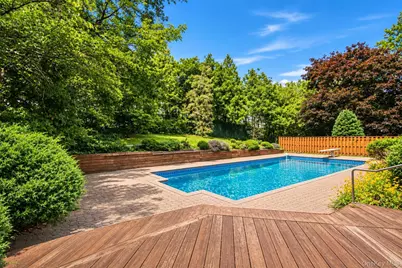 2 Cascade Court, Dix Hills, NY 11746 - Photo 30