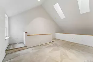 122 Crystal Hill Dr, Pomona, NY 10970 - Photo 28