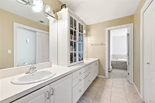 204 Melrose Pkwy, Patchogue, NY 11772 - Photo 22