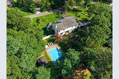 204 Melrose Parkway, Patchogue, NY 11772 - Photo 30