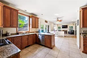 204 Melrose Pkwy, Patchogue, NY 11772 - Photo 10