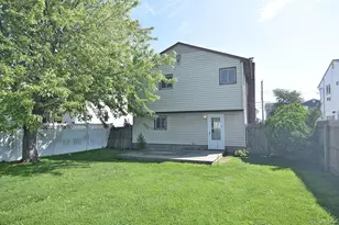 855 Surf St, Lindenhurst, NY 11757 - Photo 20