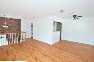 855 Surf St, Lindenhurst, NY 11757 - Photo 10
