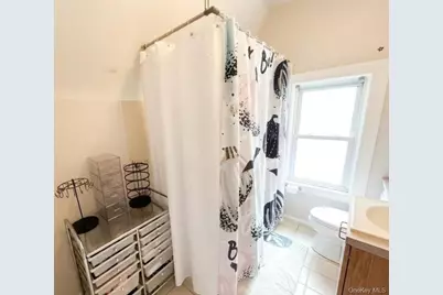 8755 114th Street #2nd fl, Richmond Hill, NY 11418 - Photo 6