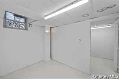 15111 Aguilar Avenue #1011, Flushing, NY 11367 - Photo 4