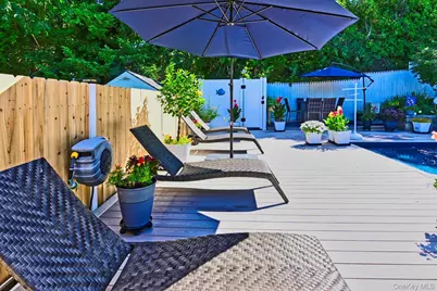 14 Kathy Street, Hampton Bays, NY 11946 - Photo 36