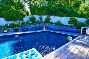 14 Kathy St, Hampton Bays, NY 11946 - Photo 32
