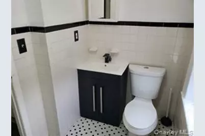 524 Merrick Road #2nd Fl, Lynbrook, NY 11563 - Photo 6
