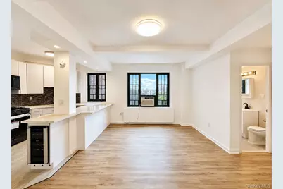 1594 Unionport Road #3H, Bronx, NY 10462 - Photo 8