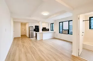 1594 Unionport Rd, Bronx, NY 10462 - Photo 10