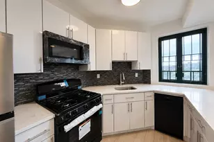 1594 Unionport Rd, Bronx, NY 10462 - Photo 2