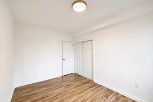 1594 Unionport Rd, Bronx, NY 10462 - Photo 14