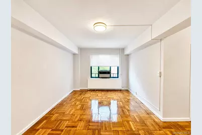 1569 Metropolitan Avenue #6I, Bronx, NY 10462 - Photo 4