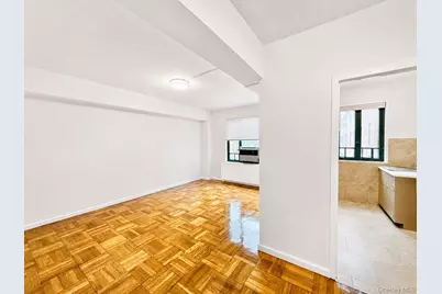 1569 Metropolitan Avenue #6I, Bronx, NY 10462 - Photo 6