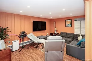 384 Michigan Ave, Massapequa Park, NY 11762 - Photo 16