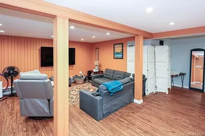 384 Michigan Avenue, Massapequa Park, NY 11762 - Photo 20