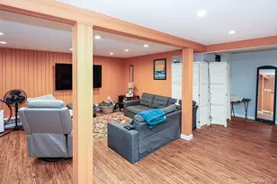 384 Michigan Ave, Massapequa Park, NY 11762 - Photo 20