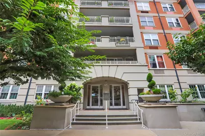 65 Oceana Drive E #9A, Brooklyn, NY 11235 - Photo 12
