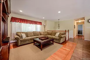 784 Newbridge Rd, Bellmore, NY 11710 - Photo 8