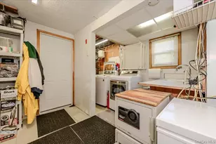 784 Newbridge Rd, Bellmore, NY 11710 - Photo 22