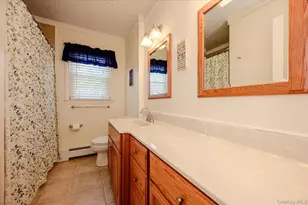 784 Newbridge Rd, Bellmore, NY 11710 - Photo 12