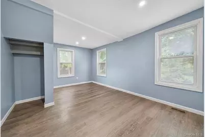 14 Electric Street, Patchogue, NY 11772 - Photo 12