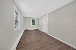 14 Electric St, Patchogue, NY 11772 - Photo 20