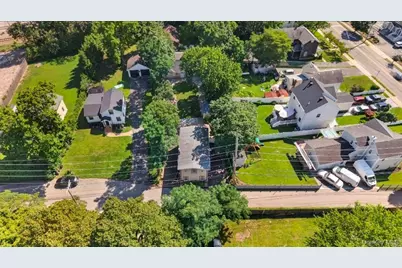 14 Electric Street, Patchogue, NY 11772 - Photo 32