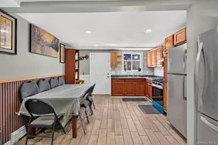 14 Electric St, Patchogue, NY 11772 - Photo 10