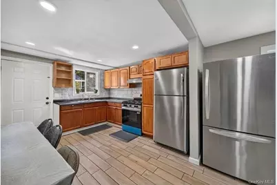14 Electric Street, Patchogue, NY 11772 - Photo 8