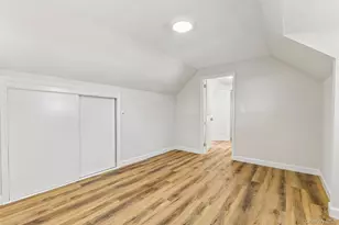 70 Paul Ave, New Hyde Park, NY 11040 - Photo 26
