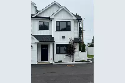 161 Union Avenue #16, Lynbrook, NY 11563 - Photo 2