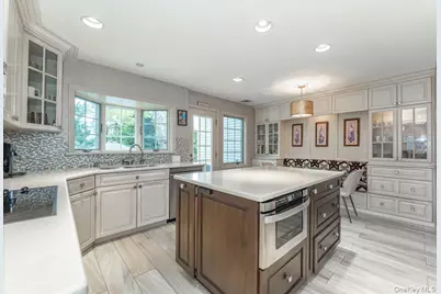 616 Woodmere Boulevard, Woodmere, NY 11598 - Photo 10