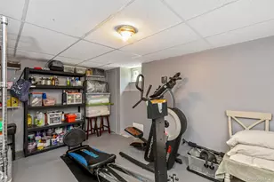 22 Sycamore Ln, Commack, NY 11725 - Photo 26