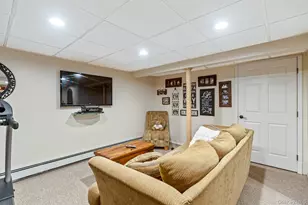 22 Sycamore Ln, Commack, NY 11725 - Photo 24