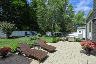 22 Sycamore Ln, Commack, NY 11725 - Photo 36