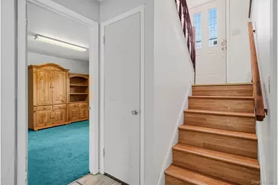 2 Maple Avenue, Orangeburg, NY 10962 - Photo 28