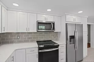 511 Montauk Hwy, East Moriches, NY 11940 - Photo 24