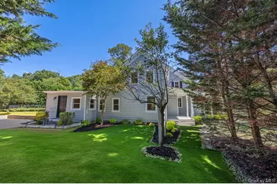 511 Montauk Highway, East Moriches, NY 11940 - Photo 6