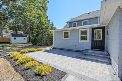 511 Montauk Highway, East Moriches, NY 11940 - Photo 12