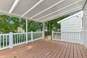 322 Barleau, Brentwood, NY 11717 - Photo 28