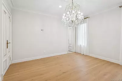 1190 Harbor Road, Hewlett, NY 11557 - Photo 32