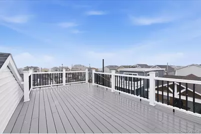 97 Wisconsin Street, Long Beach, NY 11561 - Photo 30