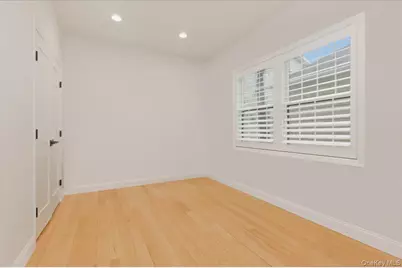 97 Wisconsin Street, Long Beach, NY 11561 - Photo 22