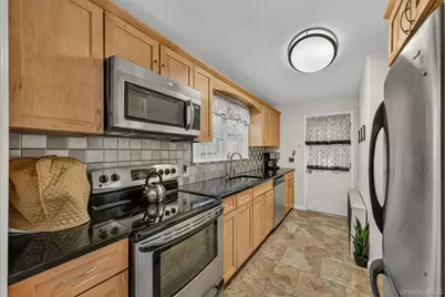 210 Tate Avenue, Buchanan, NY 10511 - Photo 12