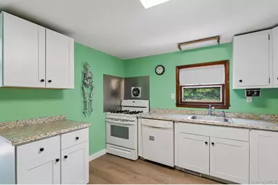 35 Spinner Lane, East Hampton, NY 11937 - Photo 8