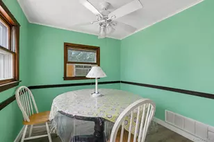 35 Spinner Ln, East Hampton, NY 11937 - Photo 12