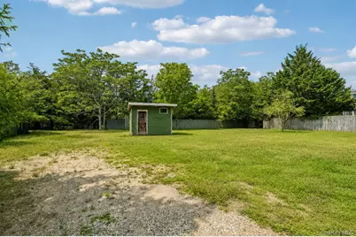 35 Spinner Lane, East Hampton, NY 11937 - Photo 16